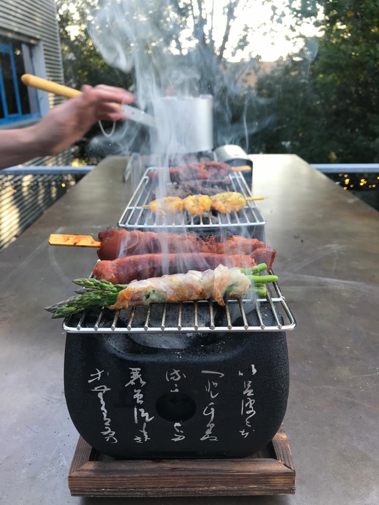 verwijderen Plantkunde Annoteren Echte Japanse BBQ - Konro Grill en Binchotan ⋆ The Oriental Shop
