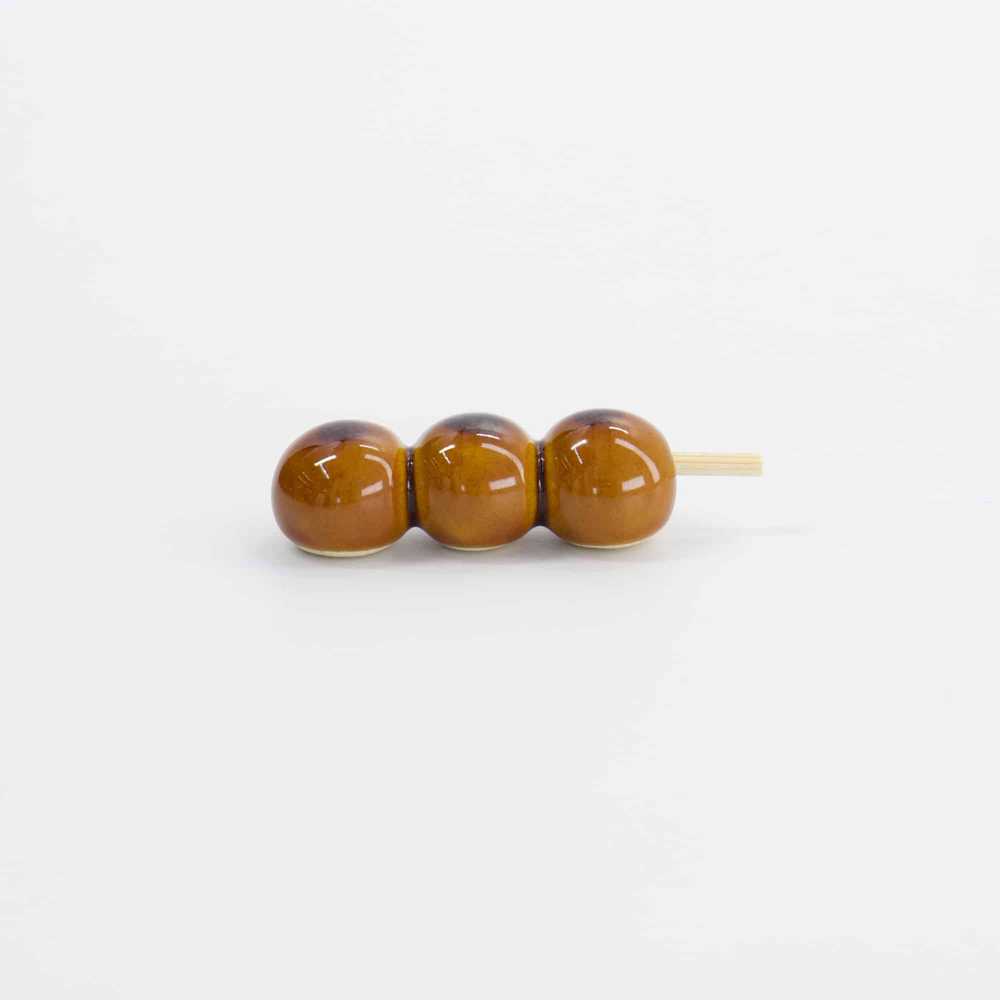 Tokyo Design Studio – Kawaii – Chopsticks Rest – Mitarashi Dango – 5x1.5x1.5cm - Afbeelding 4