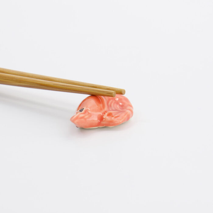 Tokyo Design Studio – Kawaii – Eetstokjeshouder – Garnaal – 4.7x2.7x1.3cm - Afbeelding 3