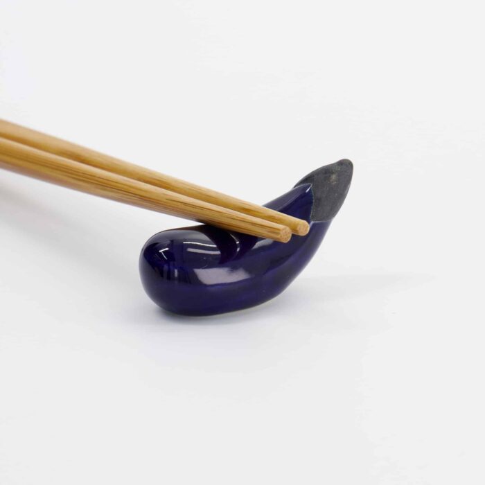 Tokyo Design Studio - Kawaii - Chopstick Legger - Aubergine - 5.5x1.8x1.8cm - Afbeelding 3