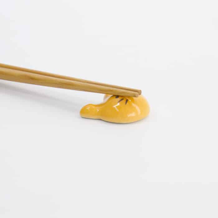 Tokyo Design Studio - Kawaii - Chopstick Legger - Kat Bun - 3.5x3.7x1.4cm - Afbeelding 3