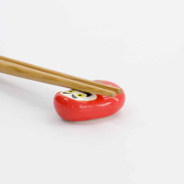 Tokyo Design Studio - Kawaii - Chopstick Legger - Daruma Strip - 3.0x4.4x1.6cm - Afbeelding 3