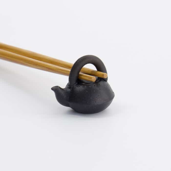 Tokyo Design Studio - Kawaii - Chopstick Legger - Theepot - 4.2x3.4x3.6cm - Afbeelding 2