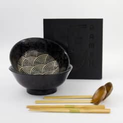 Tokyo Design Studio - Masamura Seikaiha - Ramen Geschenkset - 6 Stuks - 21.5x9cm - 1300ml - Zwart